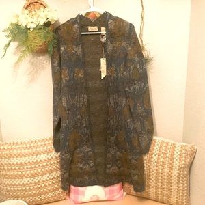 Gimmicks by BKE womens long cardigan size Large